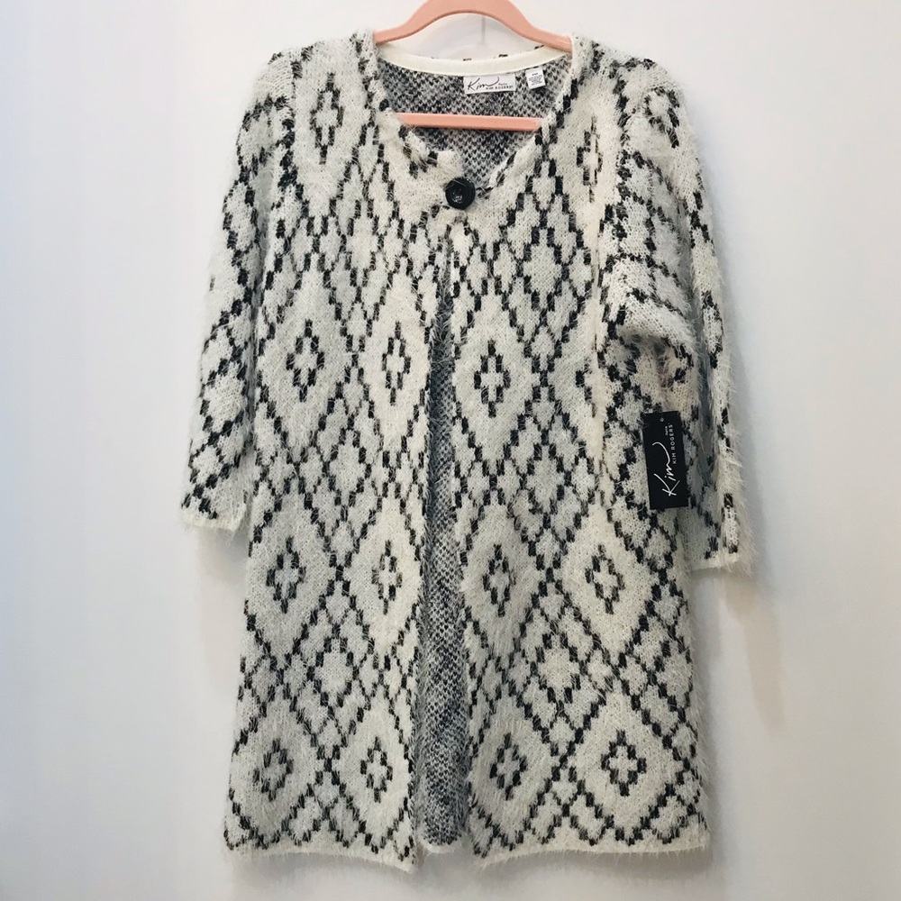 NWT Kim Rogers sweater/Cardigan size Petite Medium